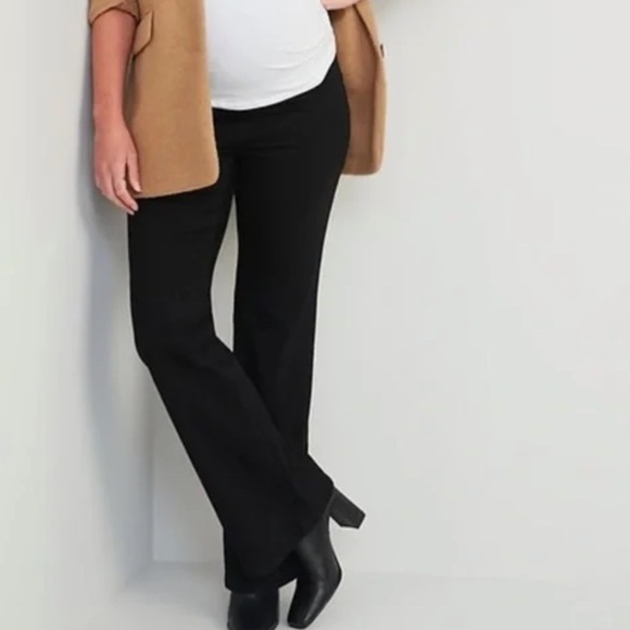 NWT Old Navy Maternity Full Panel Flare Jeans Black - Picture 1 of 8